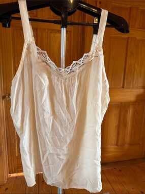 Grace & Lace Cream Lace-Trim Camisole